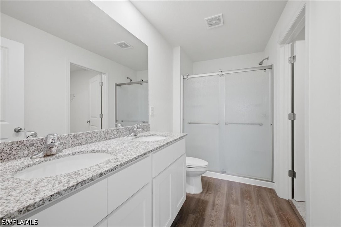 1144 Ebert St E Property Photo 25