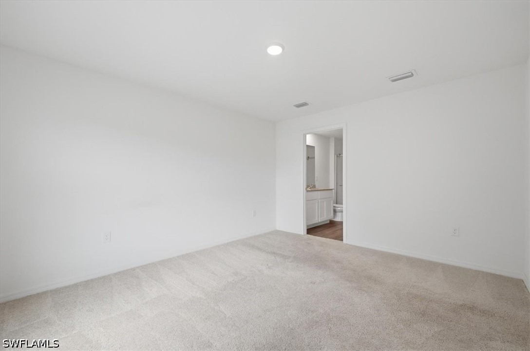 1144 Ebert St E Property Photo 27