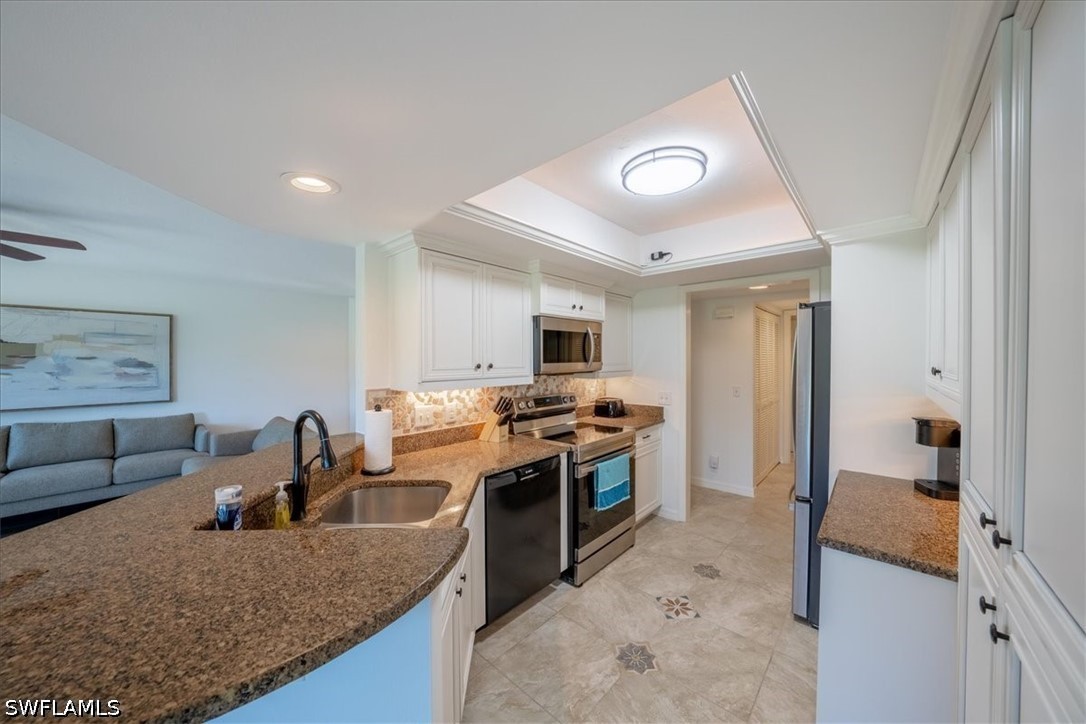 792 Eagle Creek Dr 101 Property Photo 17