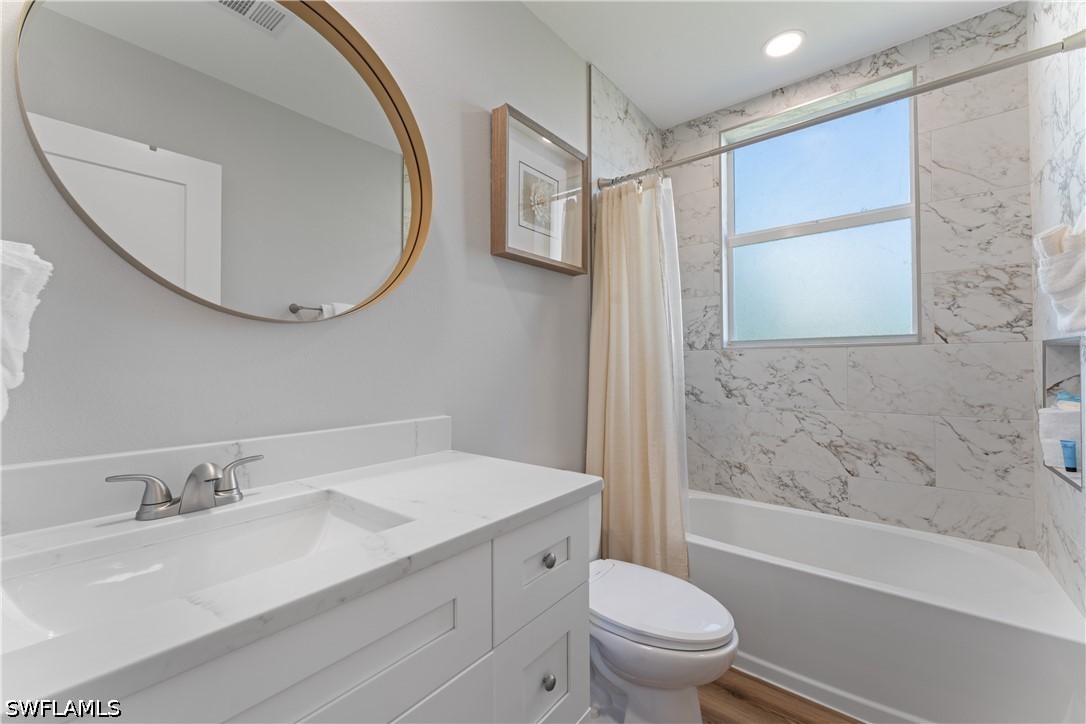 6030 Estero Blvd Property Photo 27