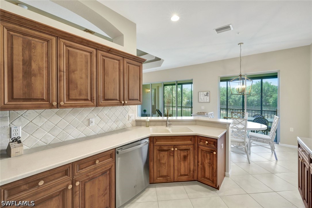 10060 Valiant Ct 202 Property Photo 18