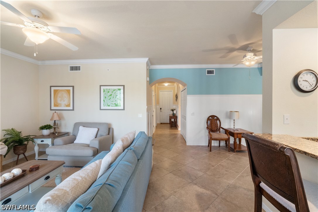 9727 Acqua Ct 436 Property Photo 3