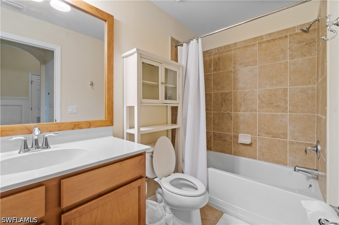 9727 Acqua Ct 436 Property Photo 16