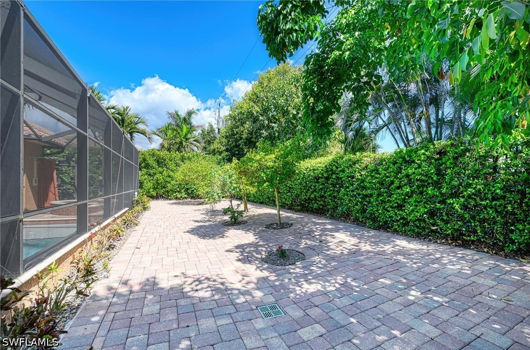 672 Fairway Ter Property Photo 34