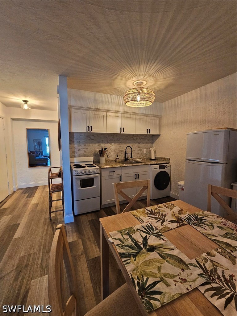 828 Wiggins Pass Rd 9 Property Photo 14