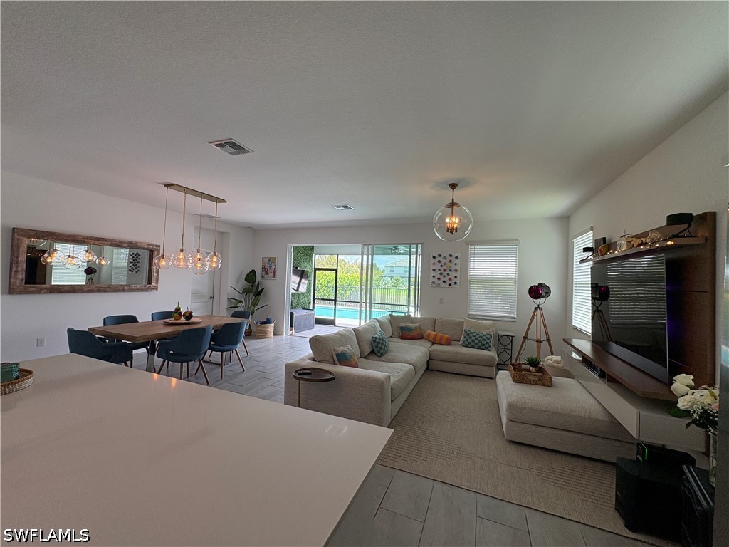 2458 Orchard St Property Photo 16