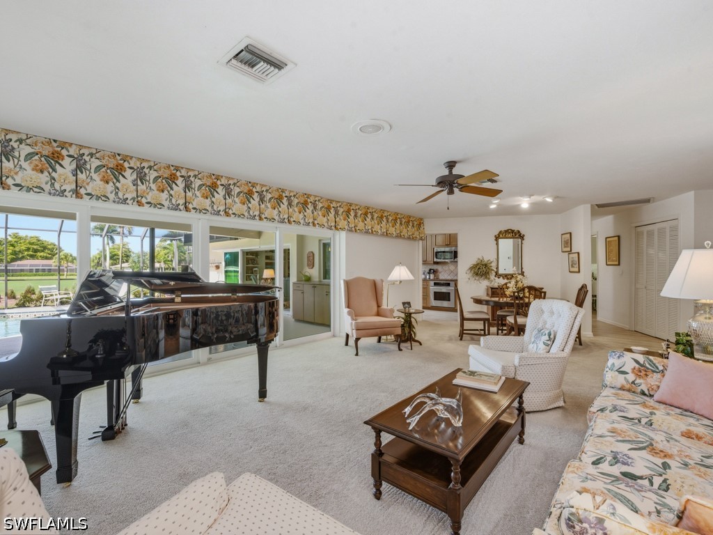 314 Torrey Pines Pt Property Photo 3