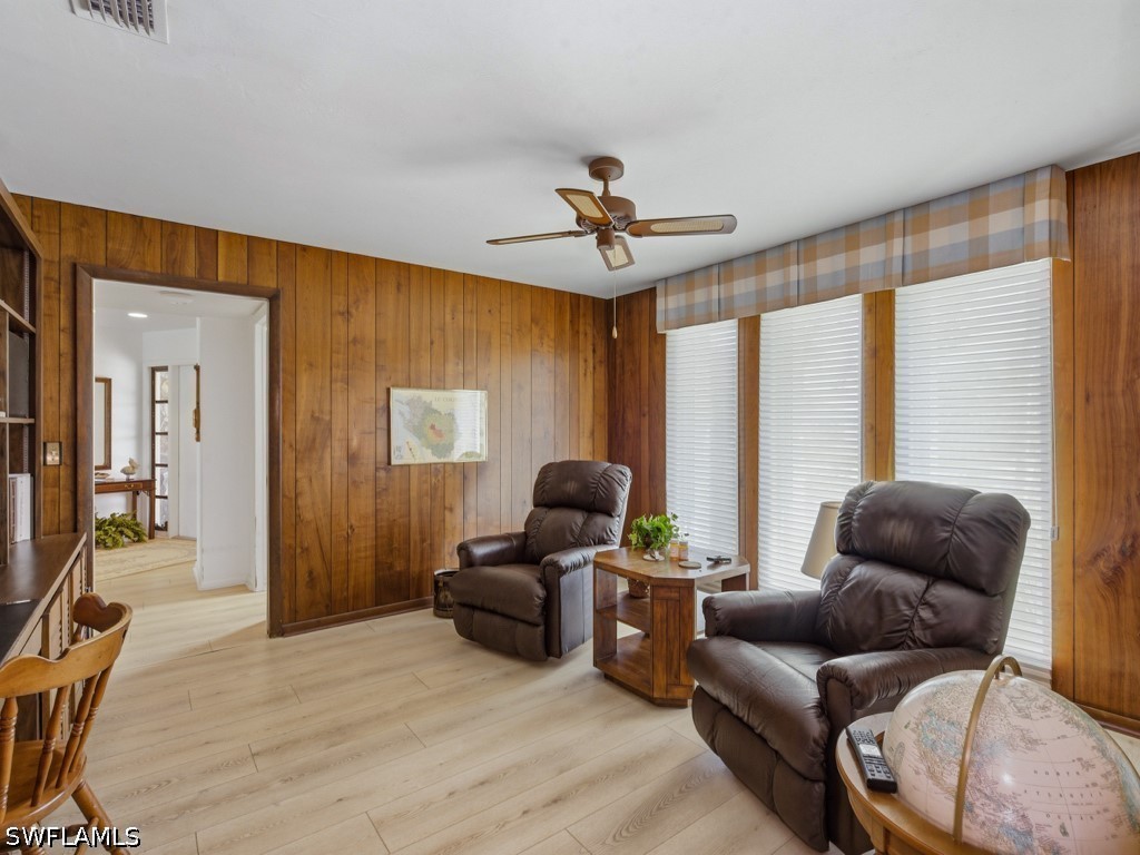 314 Torrey Pines Pt Property Photo 10