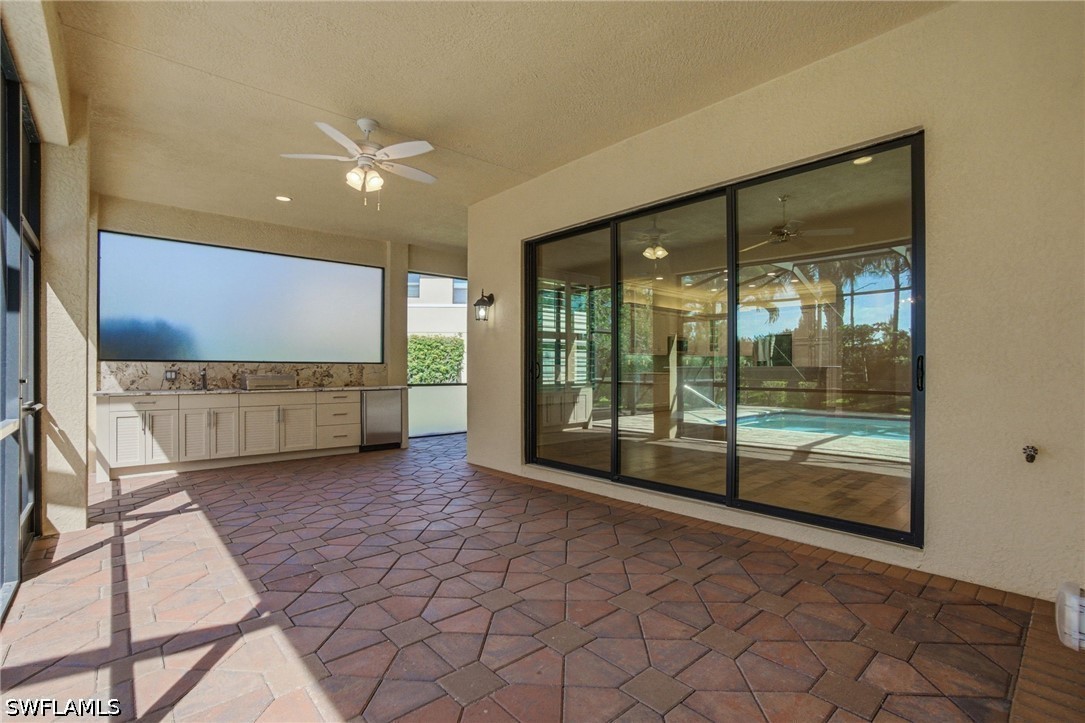 3098 Hudson Ter Property Photo 20