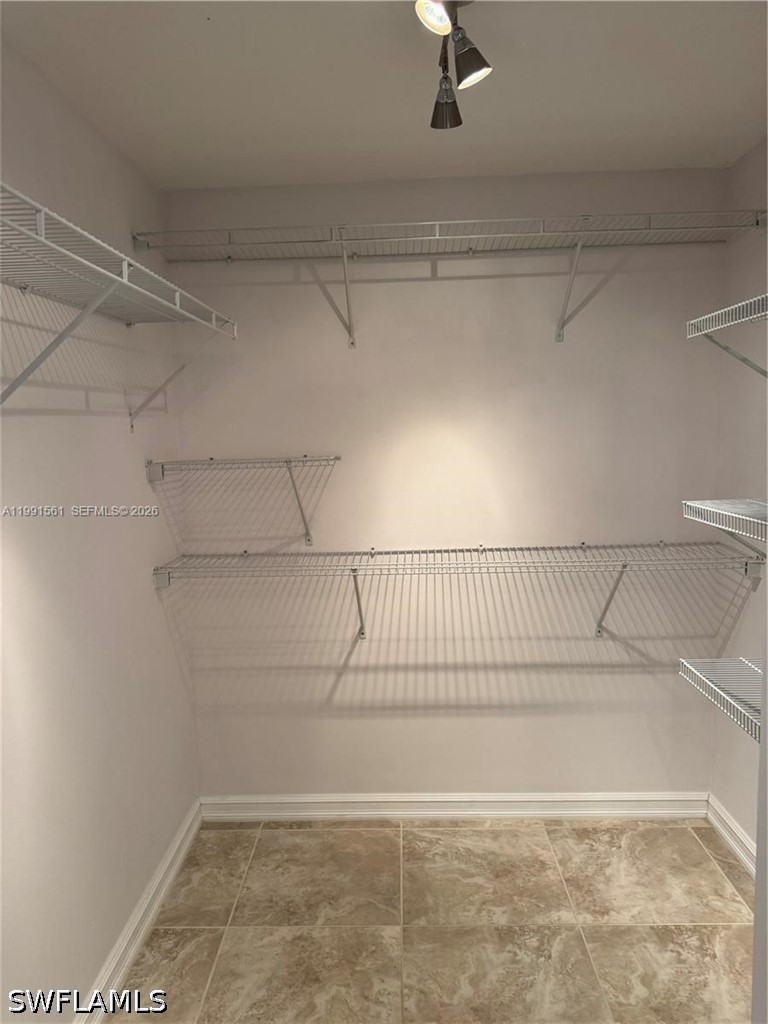 18800 Ne 29 Ave 822 Property Photo 32