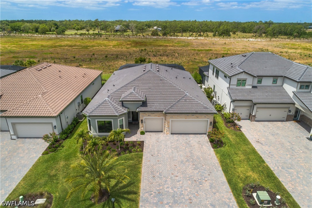 20609 Napa Loop Property Photo 3