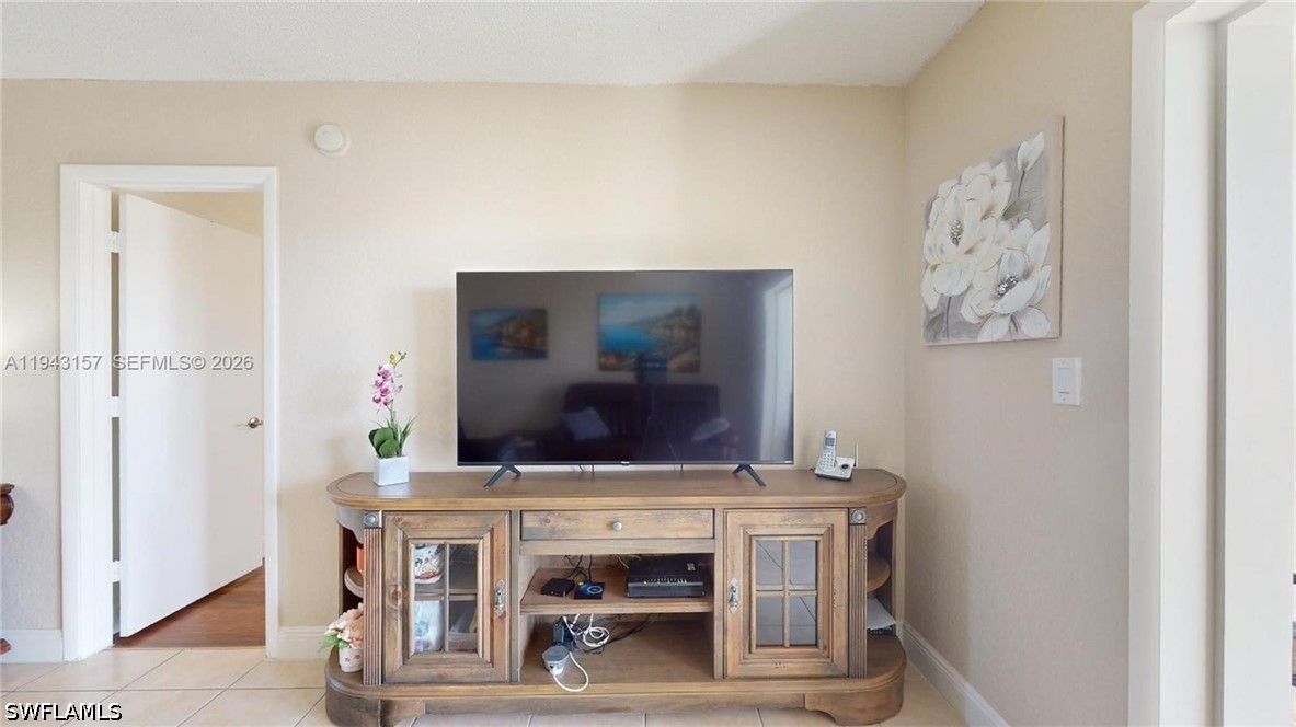 7877 Golf Circle Dr Property Photo 7