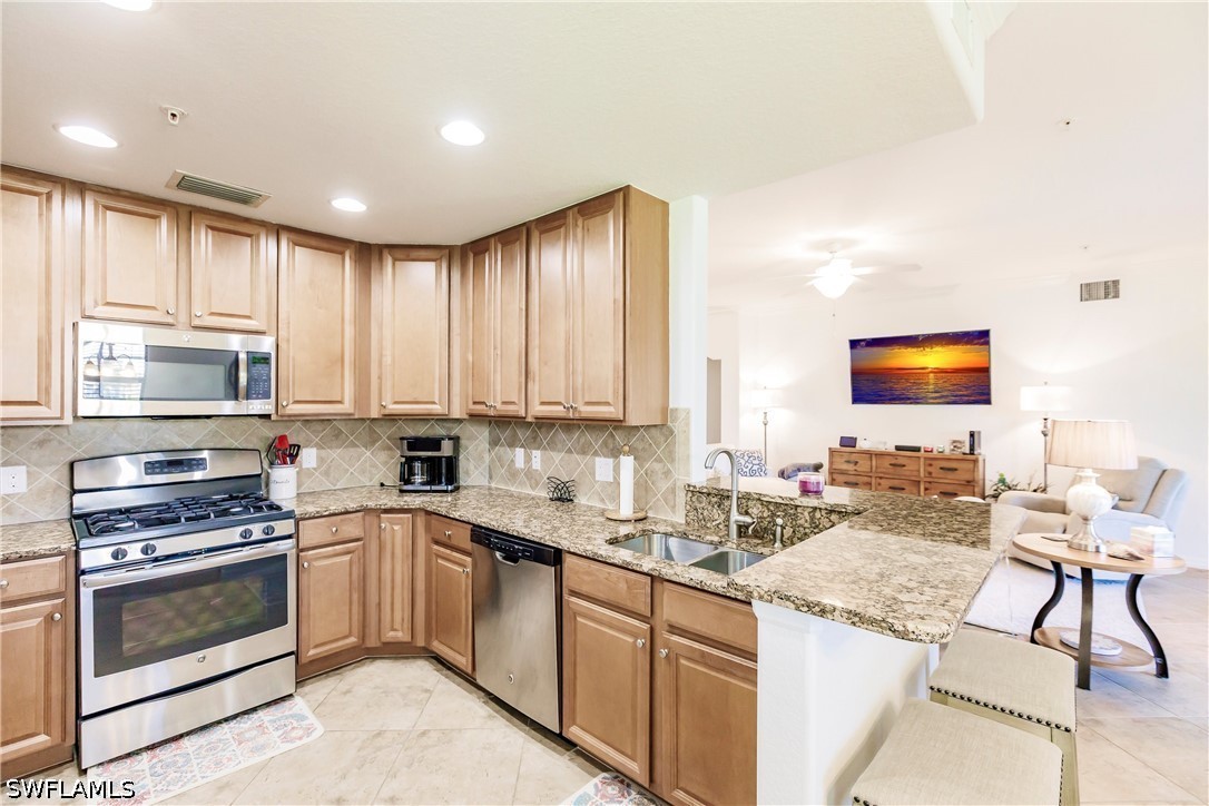 3157 Aviamar Cir 102 Property Photo 12
