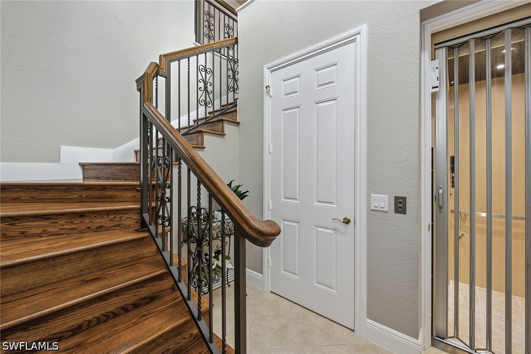9219 Corfu Ct 201 Property Photo 4