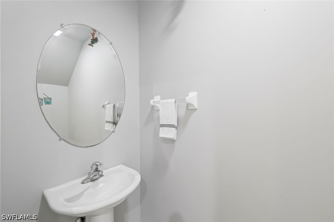 836 Hampton Cir 171 Property Photo 19