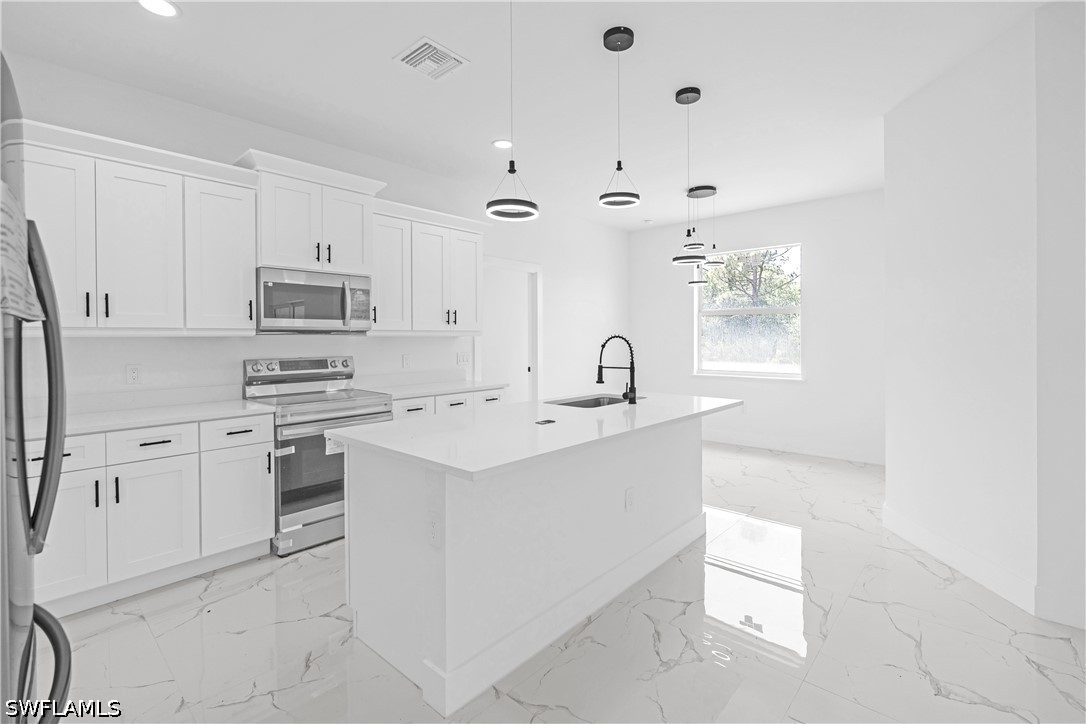 1905 Charles Ave N Property Photo 13
