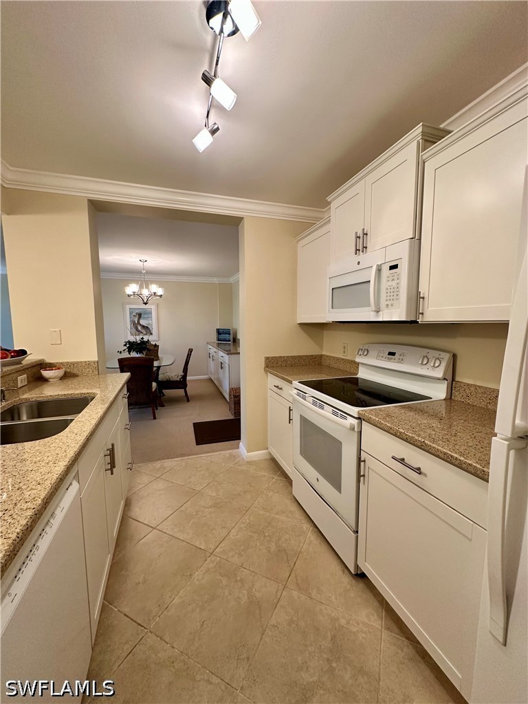 555 Park Shore Dr B205 Property Photo 10