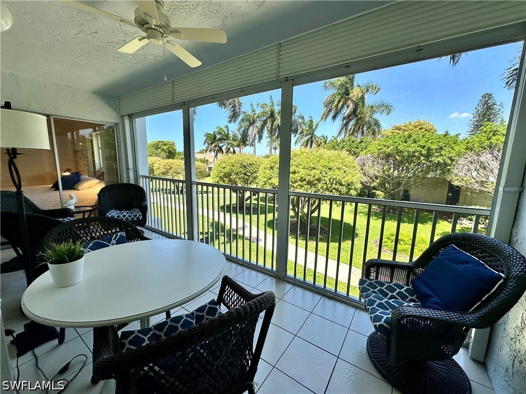 555 Park Shore Dr B205 Property Photo 31