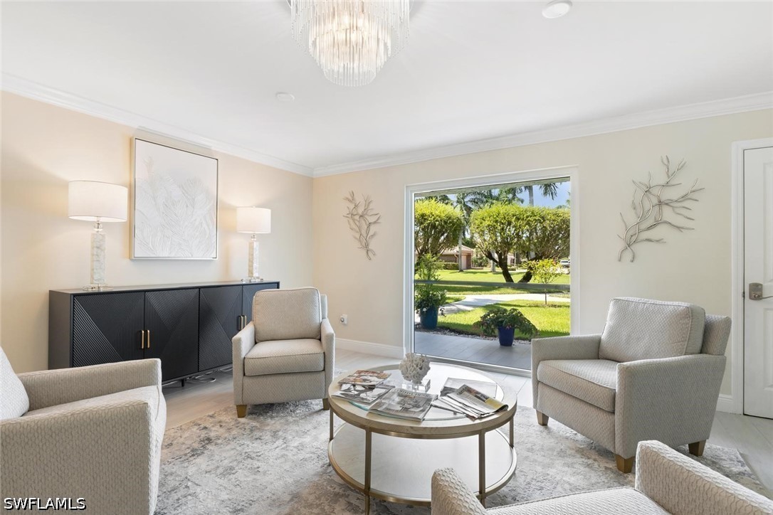 555 Park Shore Dr B302 Property Photo 13