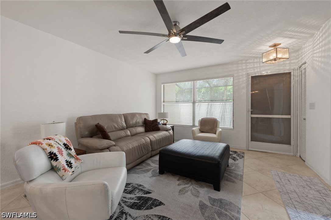 77 Emerald Woods Dr I6 Property Photo 4