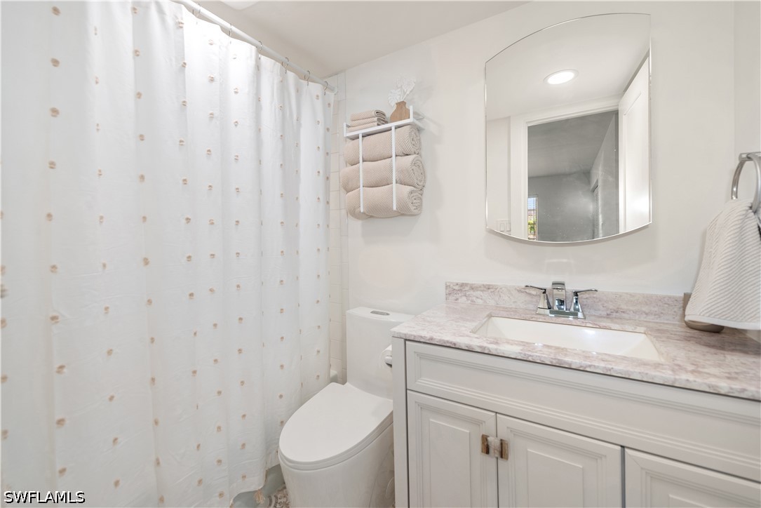 501 Forest Lakes Blvd 111 Property Photo 22