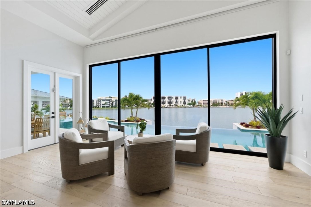 200 Bahia Pt Property Photo 7