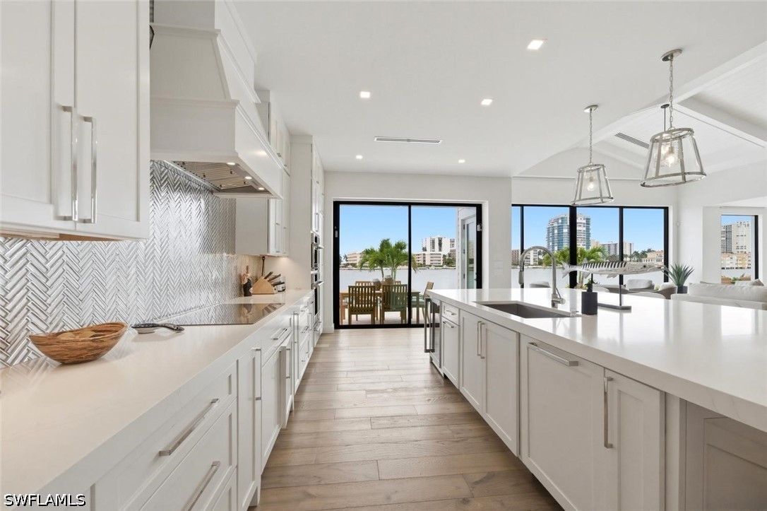 200 Bahia Pt Property Photo 13