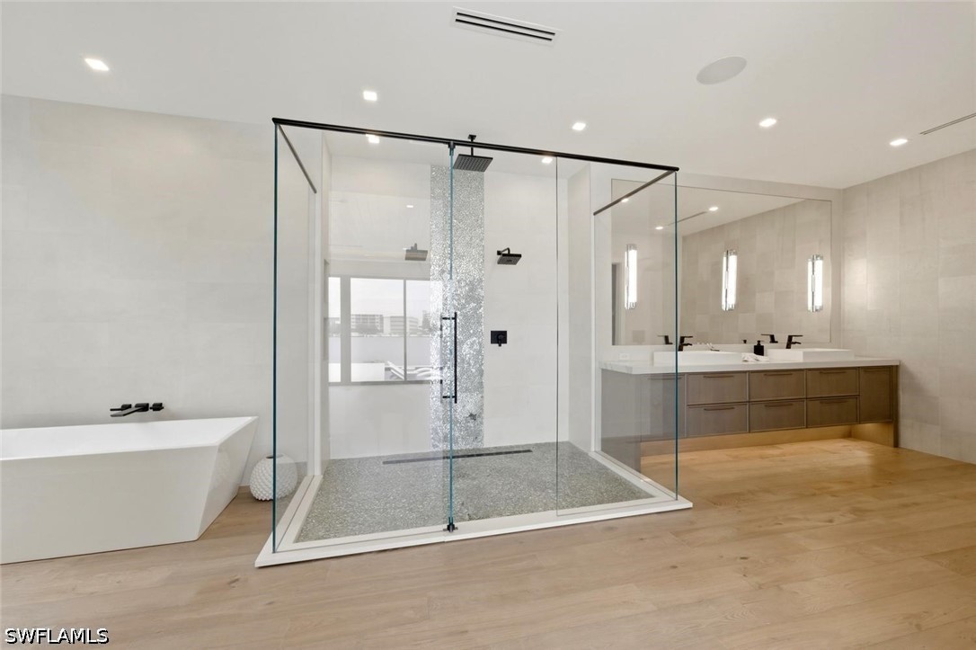 200 Bahia Pt Property Photo 25