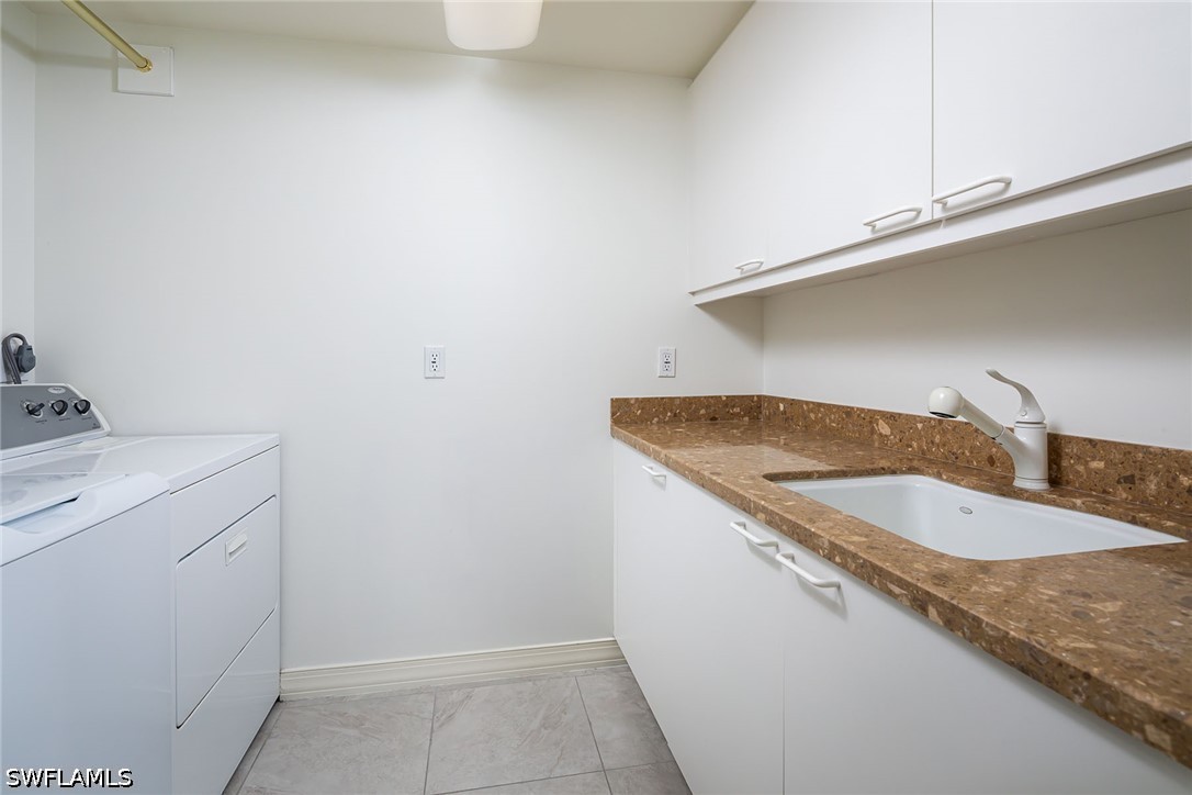 435 Dockside Dr B703 Property Photo 26