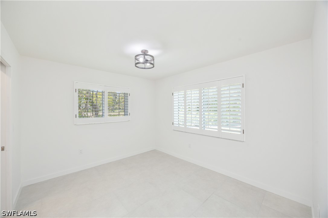 4180 Crayton Rd E4 Property Photo 12