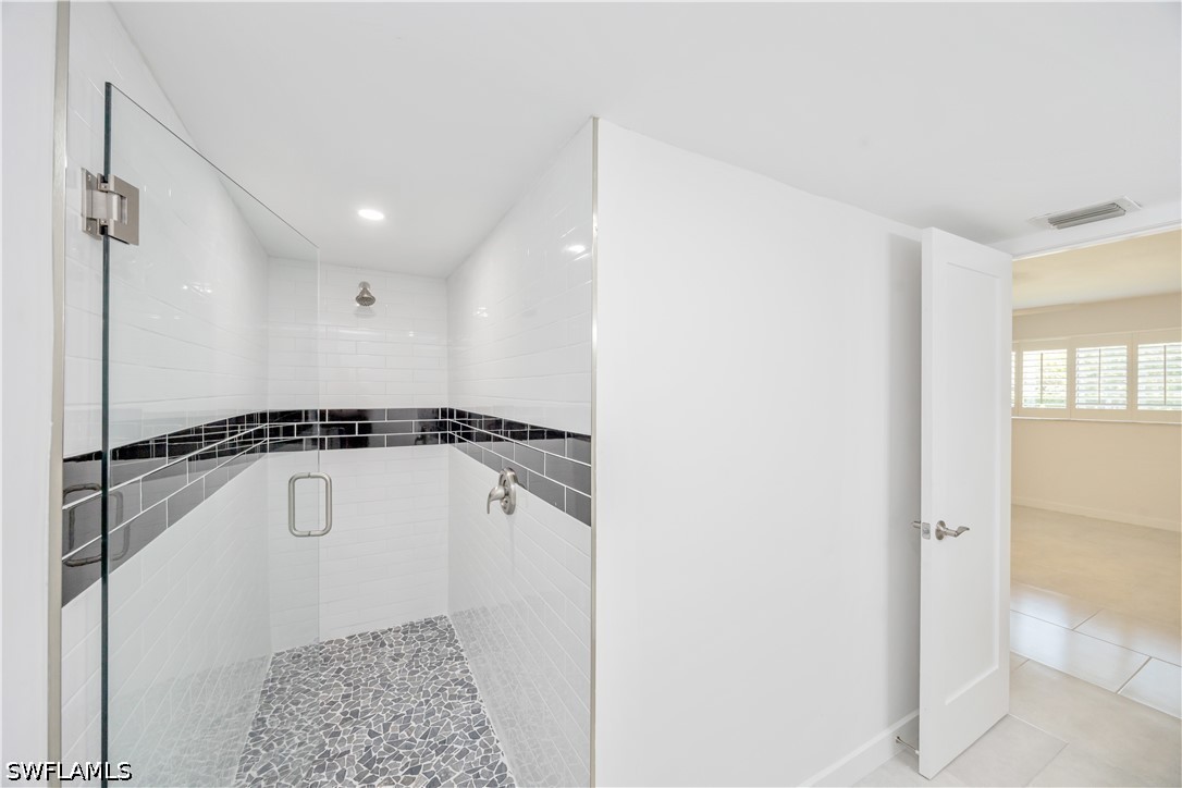 4180 Crayton Rd E4 Property Photo 18