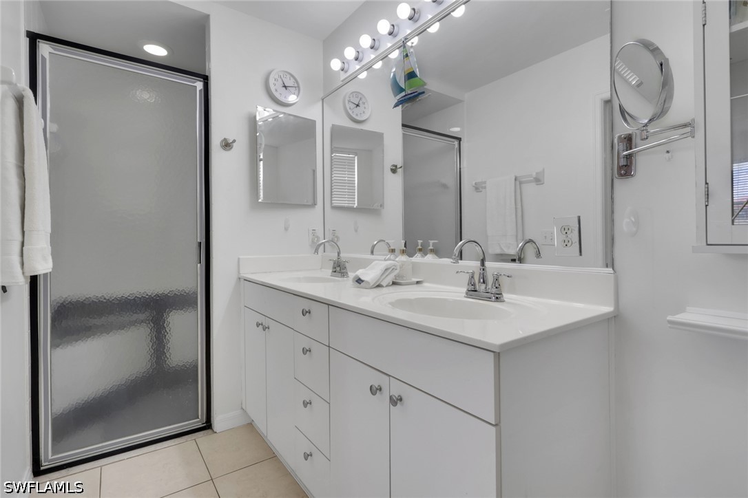 320 Robin Hood Cir 101 Property Photo 17