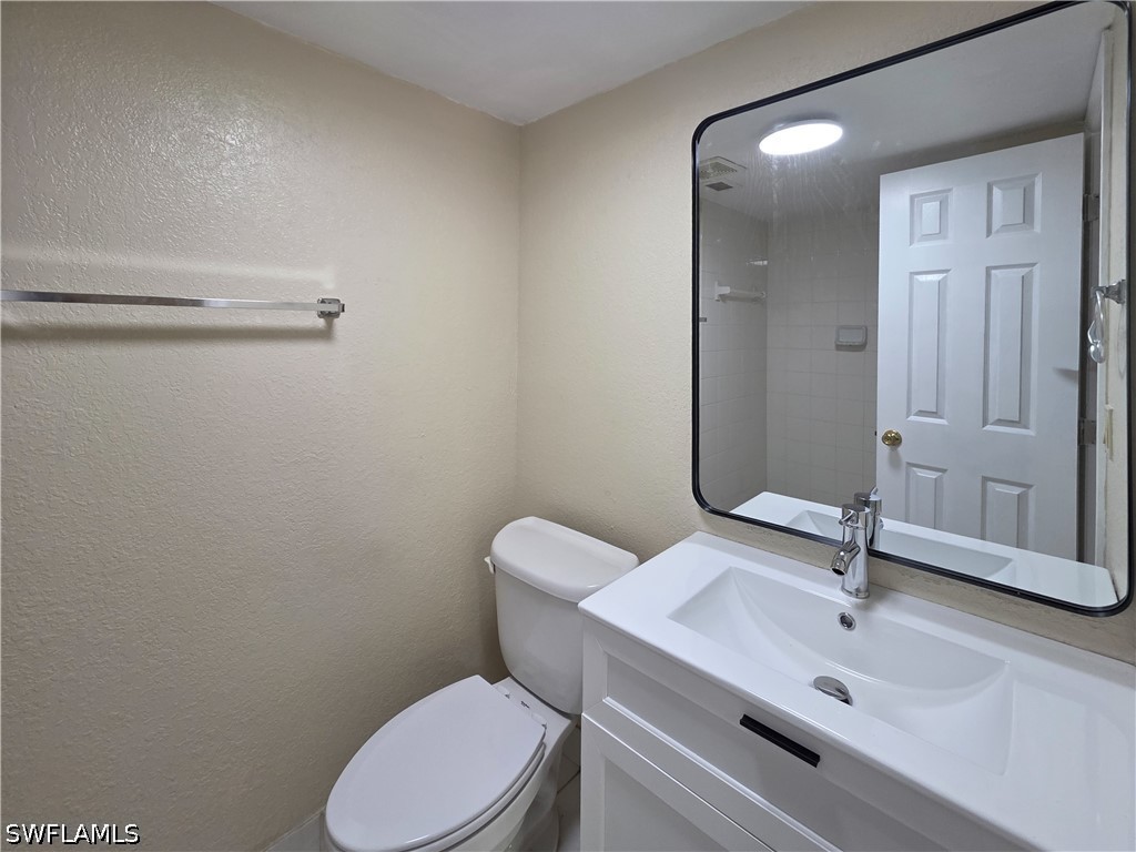 4621 Bayshore Dr Q3 Property Photo 4