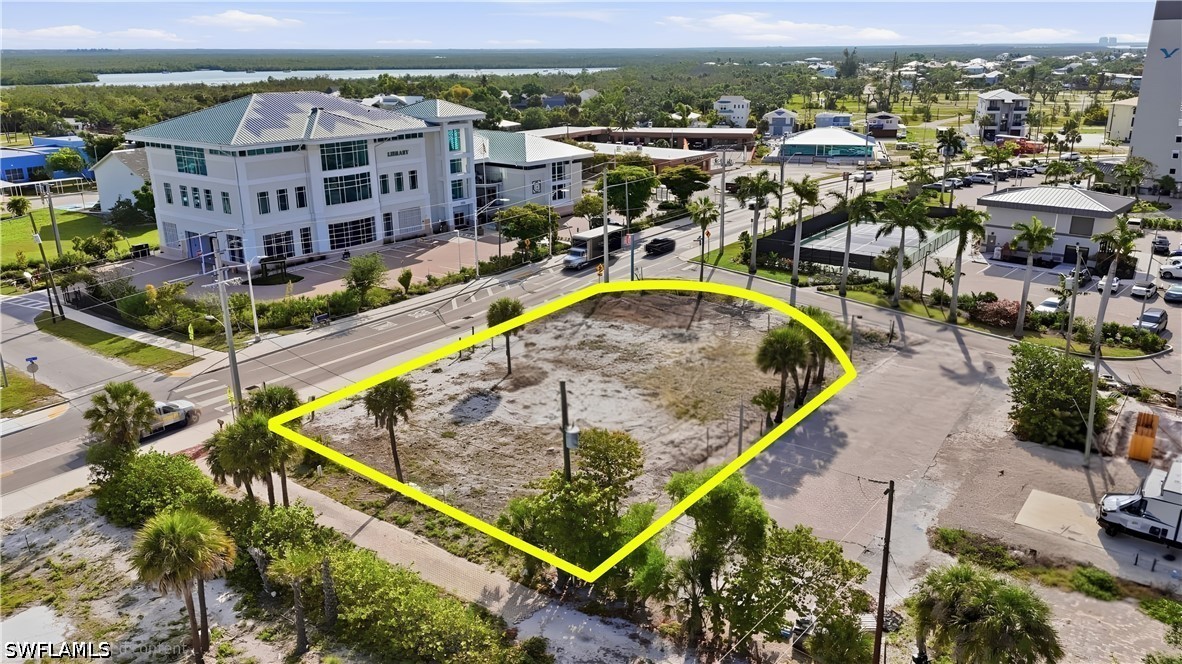 2700 Estero Blvd Property Photo 4
