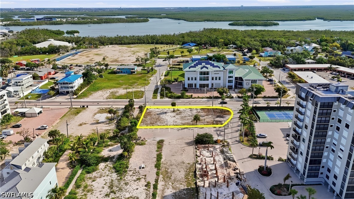 2700 Estero Blvd Property Photo 5