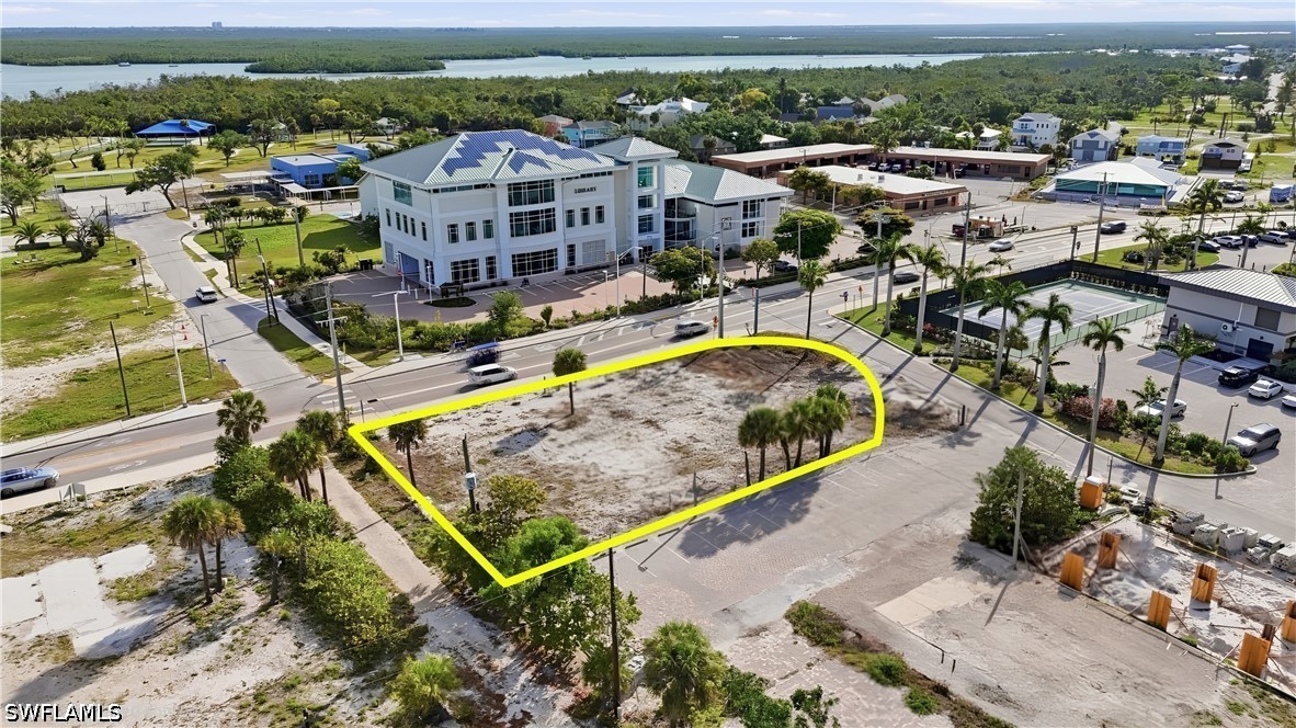 2700 Estero Blvd Property Photo 10