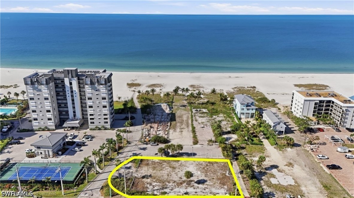 2700 Estero Blvd Property Photo 14