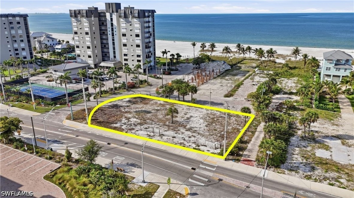 2700 Estero Blvd Property Photo 16
