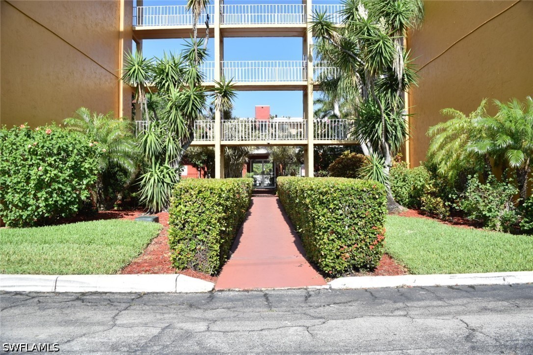 2366 E Mall Dr 211 Property Photo 4