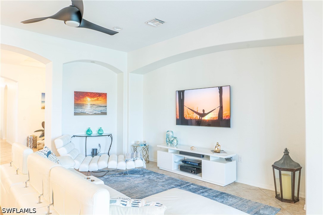 14059 Mirror Ct Property Photo 5