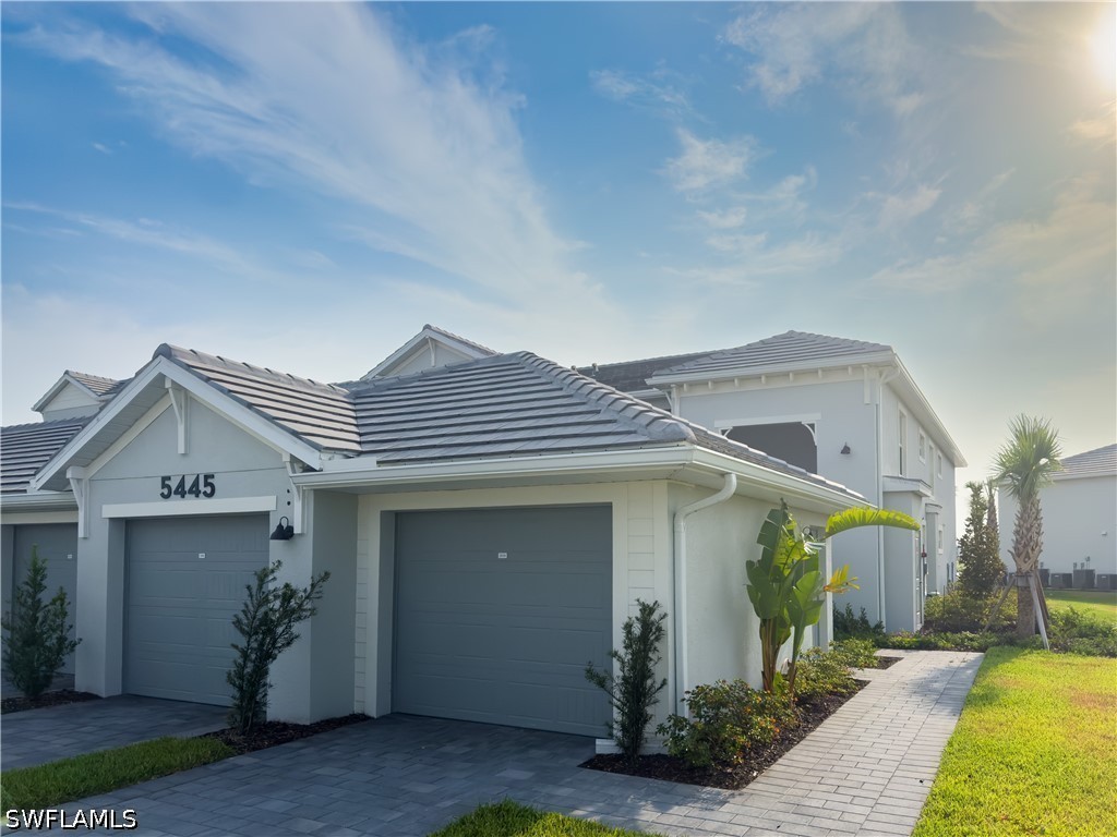 5445 Double Eagle Circle 3026 Property Photo 1