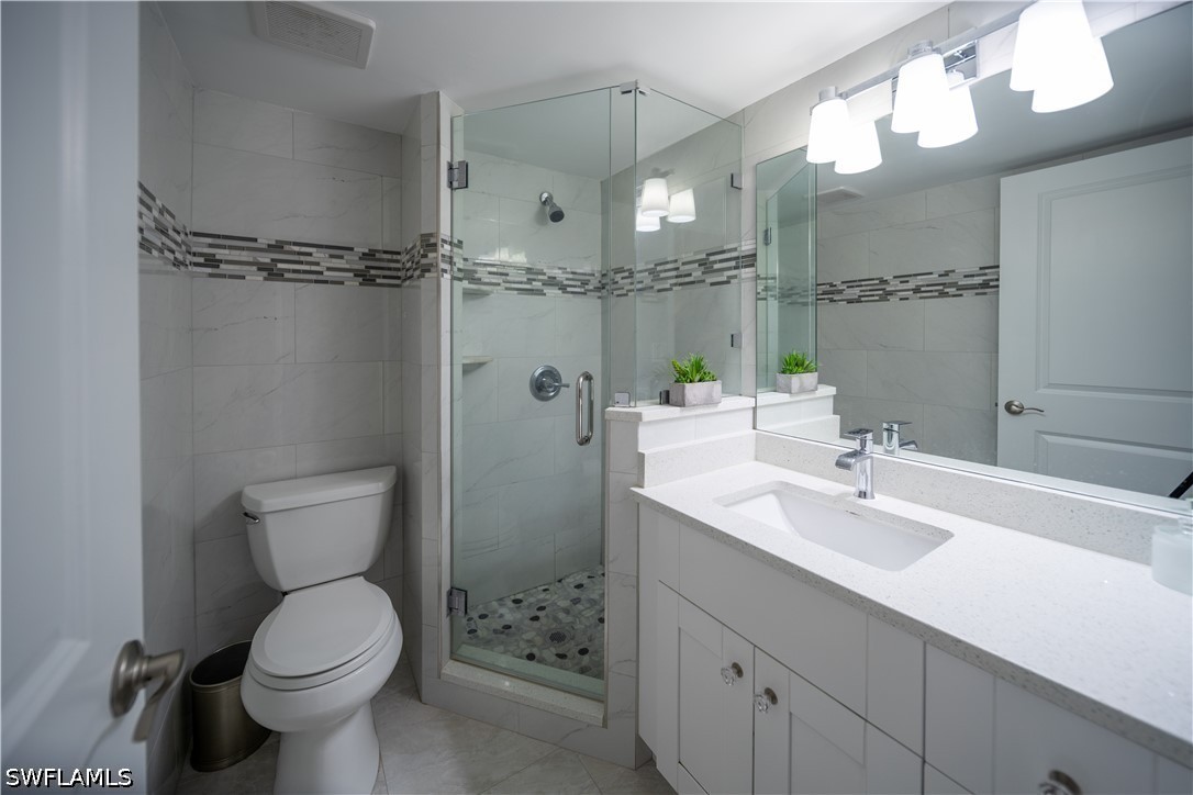 1086 Forest Lakes Dr 303 Property Photo 12