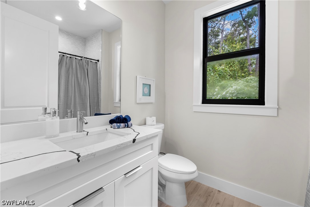 3012 Pine Tree Dr Property Photo 28
