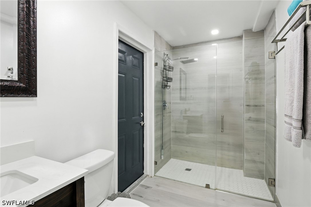 936 Panther Creek Ln Property Photo 15