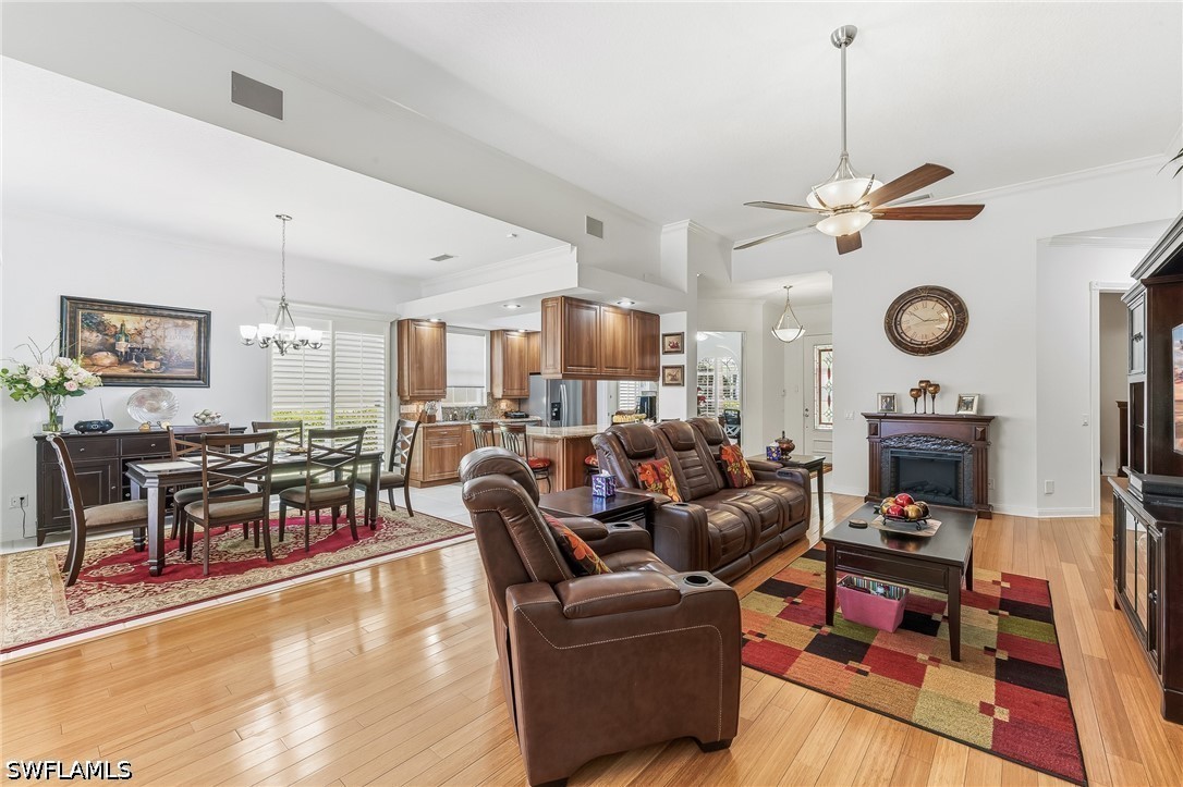 4605 Navassa Ln Property Photo 3