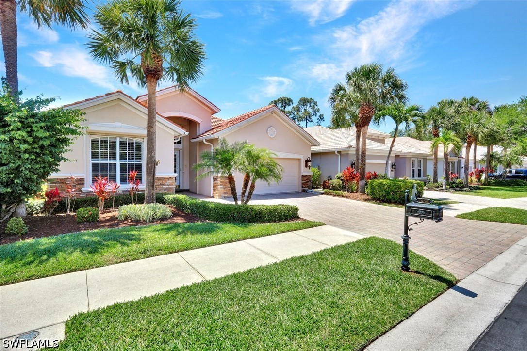 16208 Parque Ln Property Photo 2