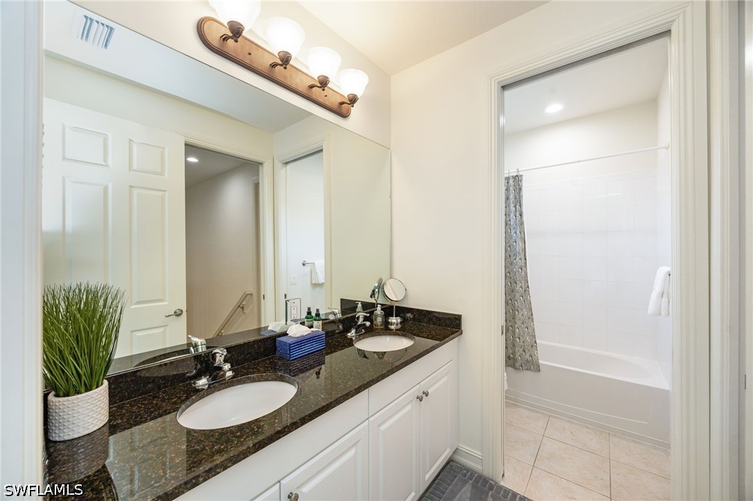 9128 Delano St 89-2 Property Photo 22
