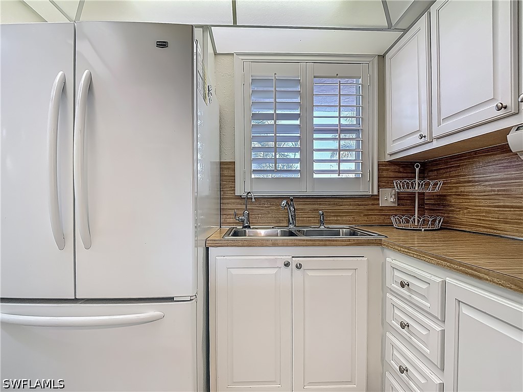 175 Turtle Lake Ct 108 Property Photo 4