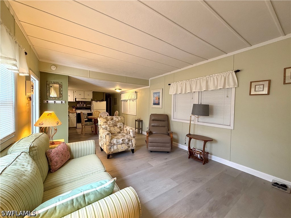 20581 River Dr Property Photo 6