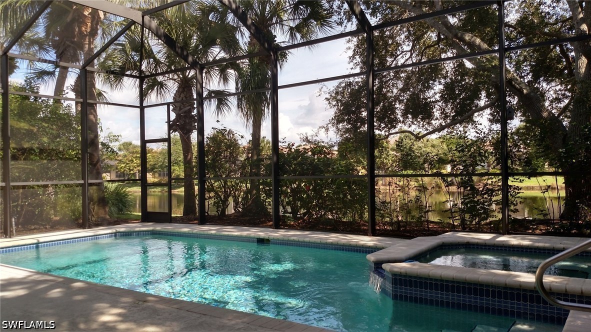 8526 Pepper Tree Way Property Photo 2